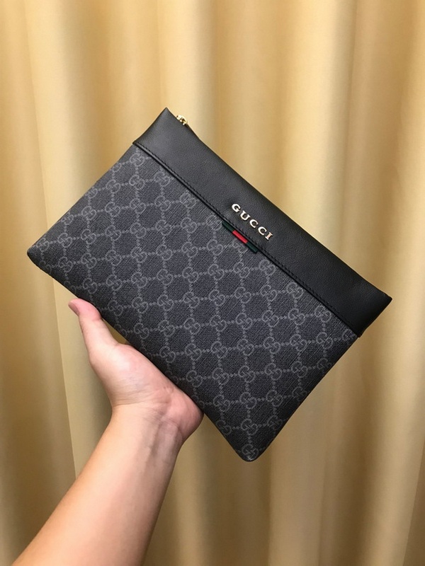 Gucci Wallets 18